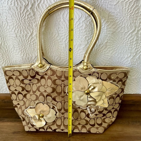 Coach Gold and Brown women signature Tote Bag with leather flower accents - Picture 14 of 15